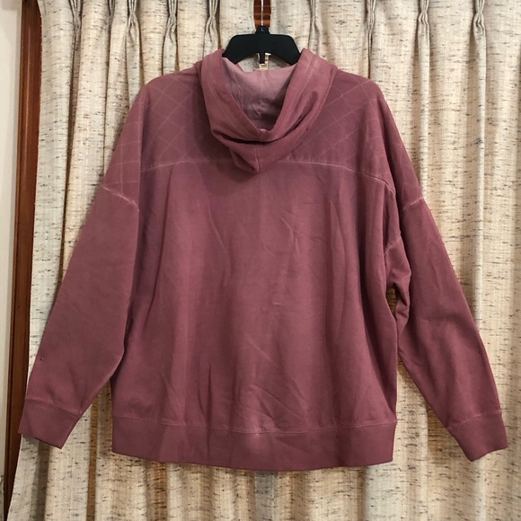 Torrid Relaxed Super Soft Fleece Quilted Yoke Drop Shoulder Hoodie - Picture 7 of 9